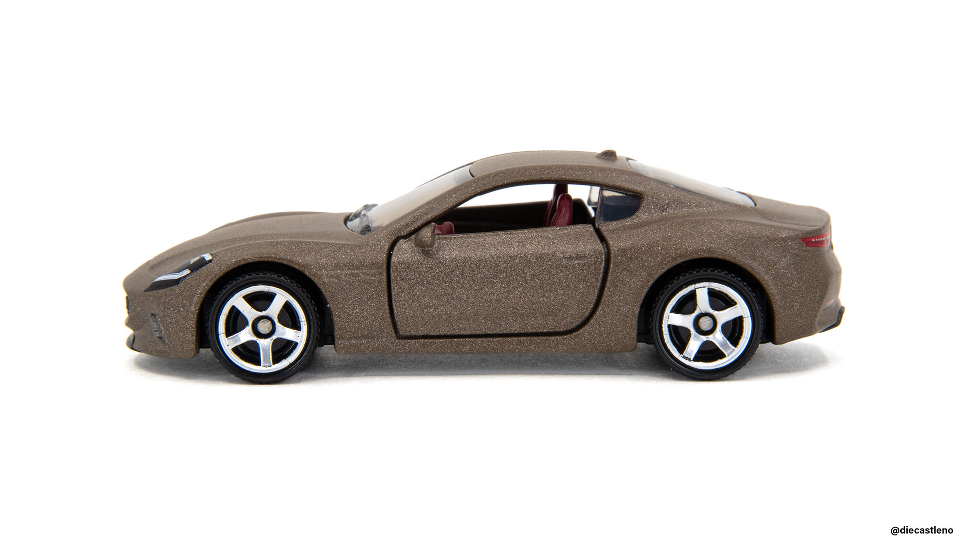 matchbox-moving-parts-maserati